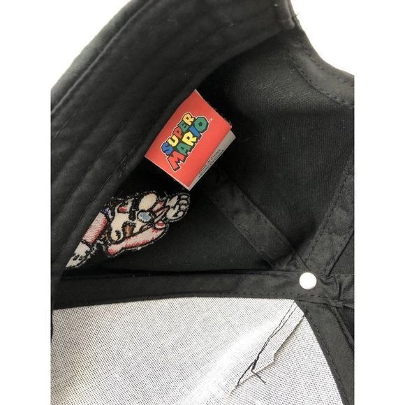 Nintendo Super Mario Bros Baseball Hat Black & Yellow Trucker’s Cap Snap Back - Picture 8 of 9